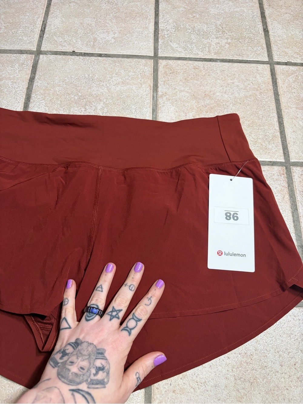 NWT Lululemon Speed Up High-Rise Short *2.5" Updated Mesh Vent Cranberry Charm L - Picture 5 of 8